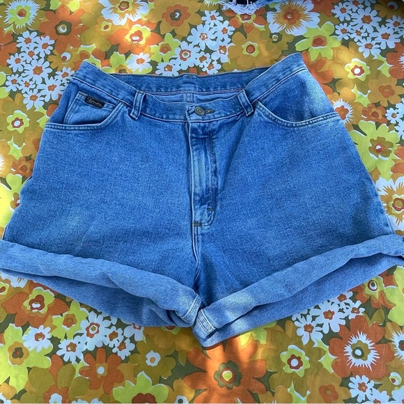 Wrangler Pants - Vintage 90’s Wrangler Denim Mom Shorts